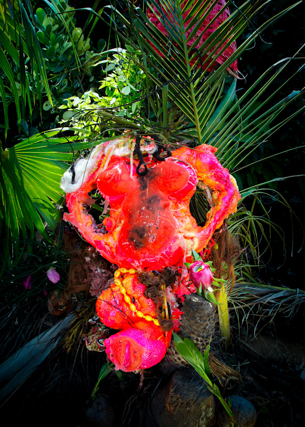 Valle Sagrada (Pachamama de la Ciguapa), Apariciones Virgen Gruta series by Coralina Rodriguez Meyer
