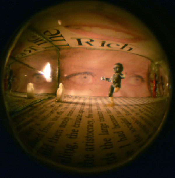 Di's Eyes: The Rich are Different