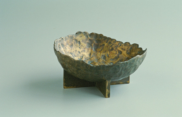 Small Pinchpot or Vide Poche by William Underhill