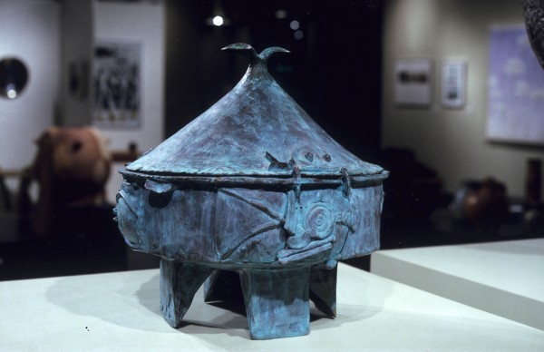 Linn's Conical Lid by William Underhill