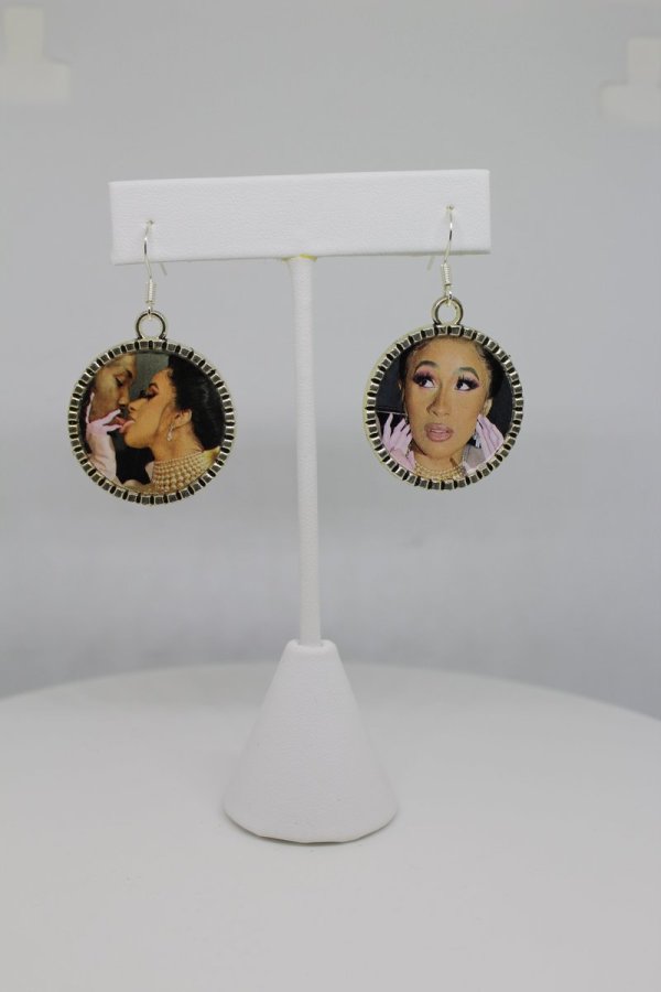 Big Mouth (earrings) by Laura Collins