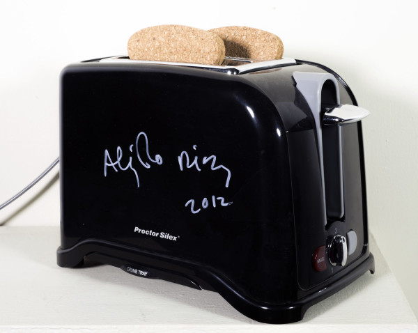 Toaster 2012 by Alejandro Diaz, Image 1.