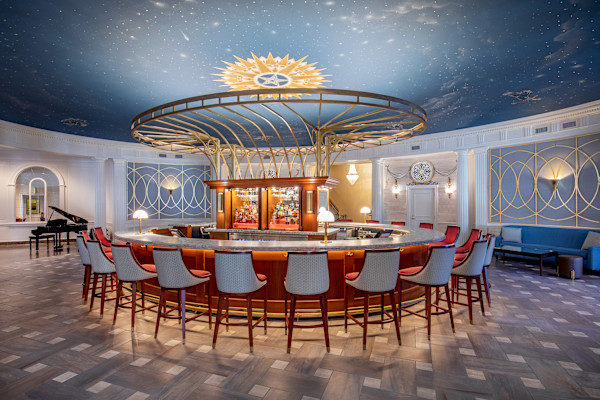 Hotel Roanoke- The Oval Room by Andrew Karoly, Louis Szántó