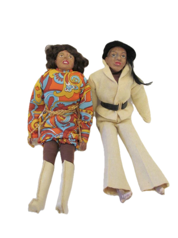 Man and woman dolls by Unknown