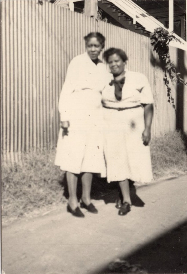 Christine & Dora by Unknown