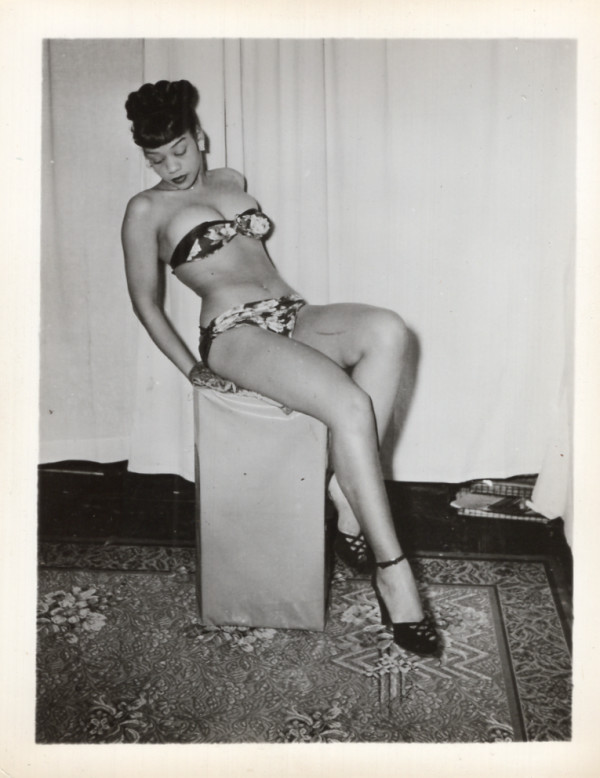Pinup #142 in bandeau bikini by Unknown