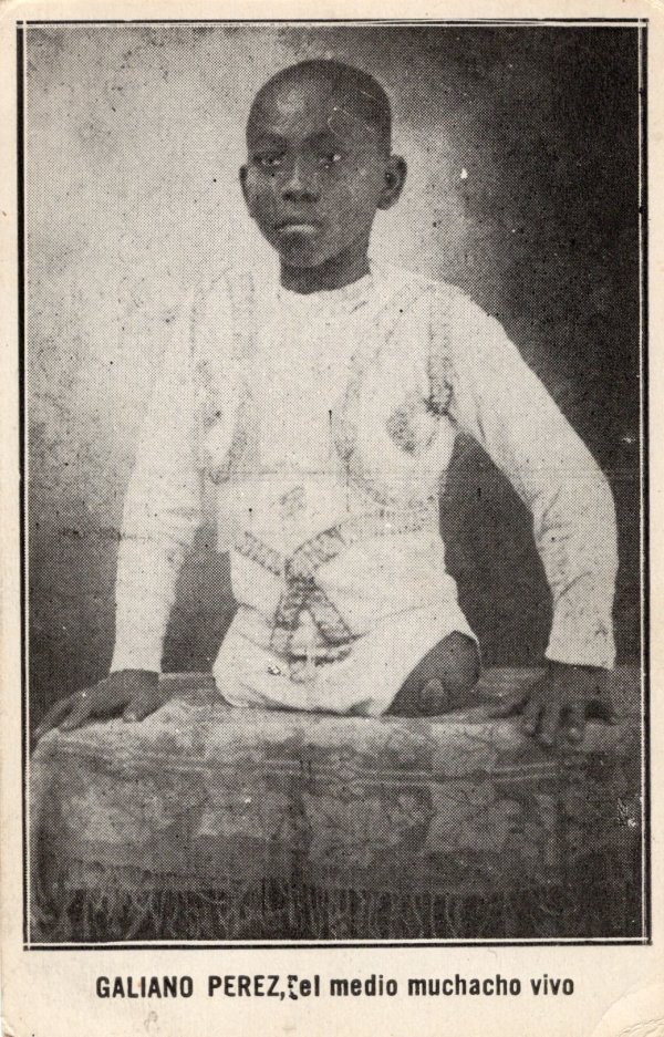 Galiano Perez, el medio muchacho vivo by Unknown