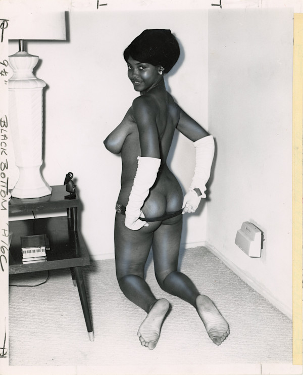 Iris Gale Cain (Black Bottom) by Unknown