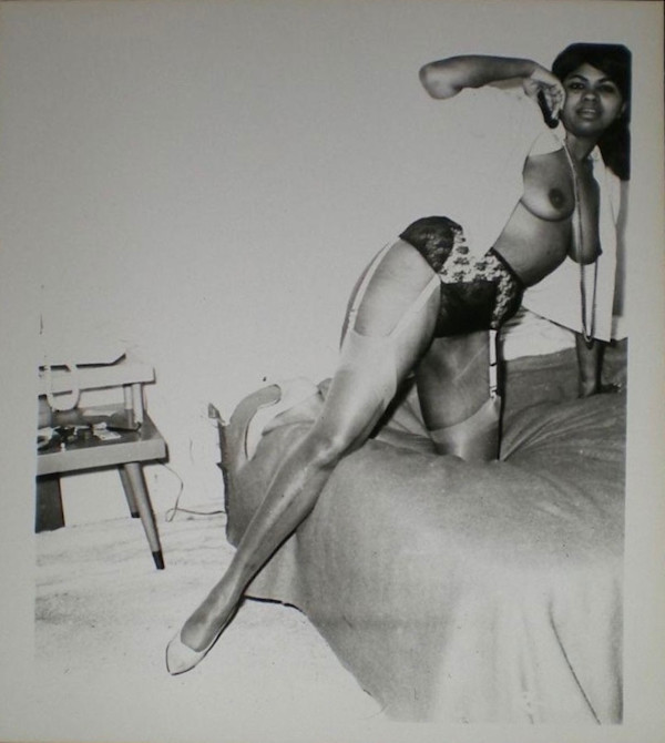 Pinup #15 (sheer stockings) by Unknown