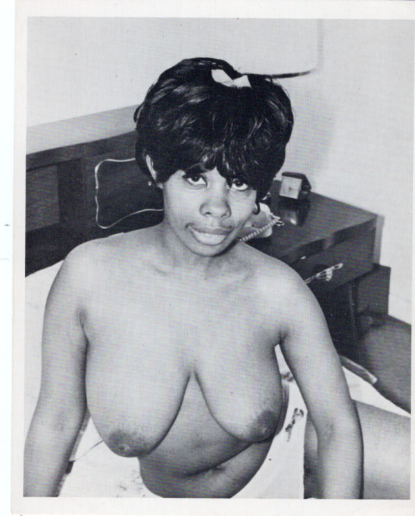 Vikki Green / Tina Hassell / Marla Vance / Mara Riva by Unknown