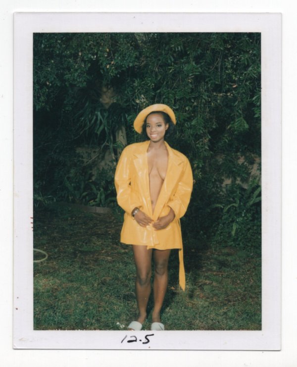 Pinup #209 (yellow jacket), Players test shot by Unknown