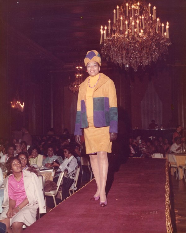 Sapphire Girls Women's Club, Chicago, Illinois by Unknown