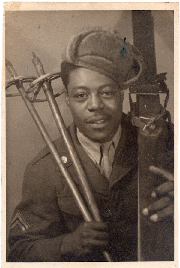 Soldier with skiis by Unknown