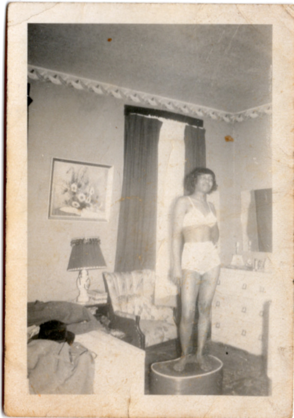 Amateur Pinup #25.1 by Unknown