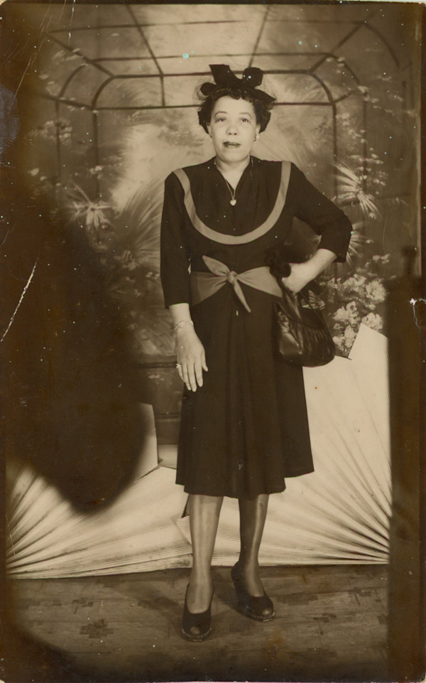 Woman with large shadow, Chicago by Unknown