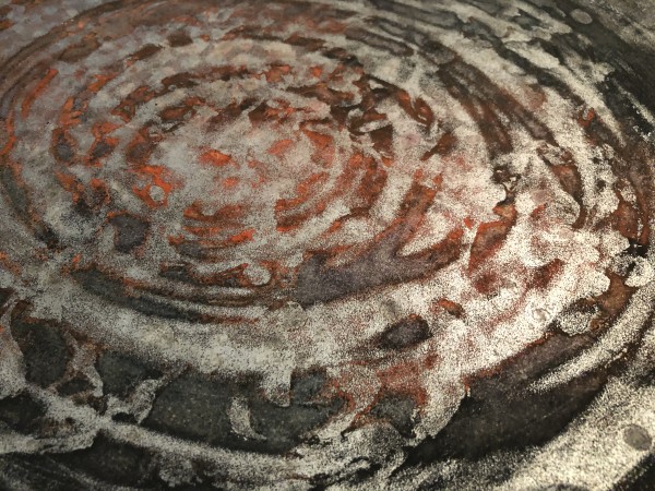 Vibrations on metal plate #1