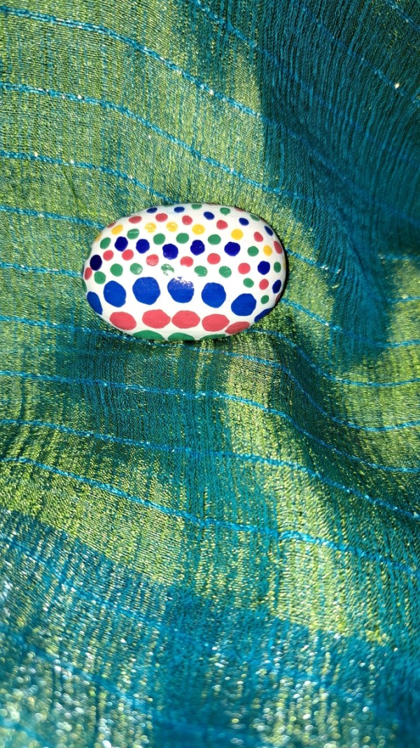 Painted Rock Spots by Perry Art Productions "Finding The Beauty"