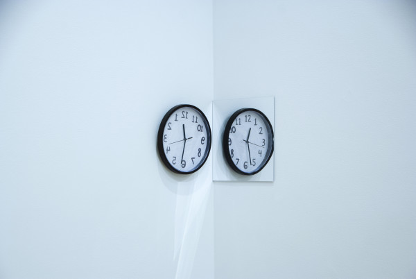 Clock (Backwards and Forwards) by Carmel Dor