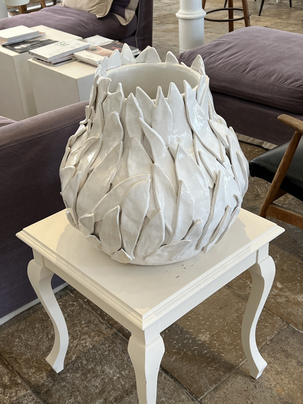 Vase Leaf 2 by Meinke Flesseman