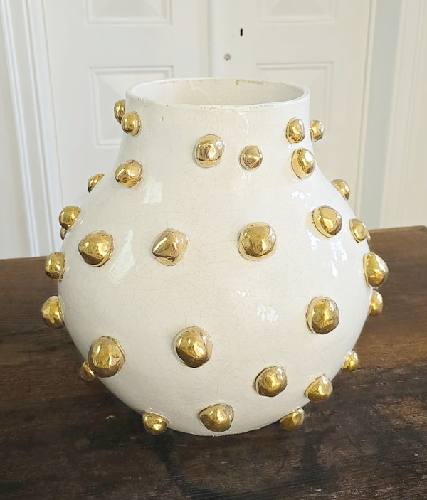 Gold Dots by Meinke Flesseman