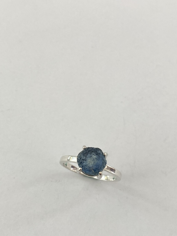 Rough Sapphire ring by Clare Clum