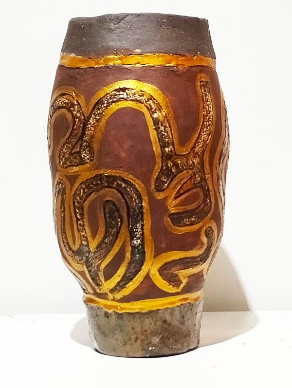 BRAIN CORAL POT by Linda Leftwich