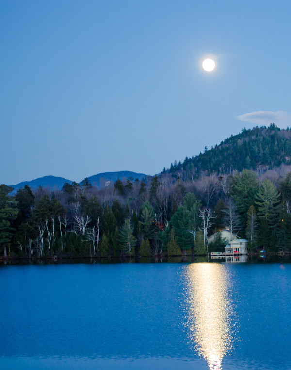 Moon on Mirror Lake by Alan Wiggins