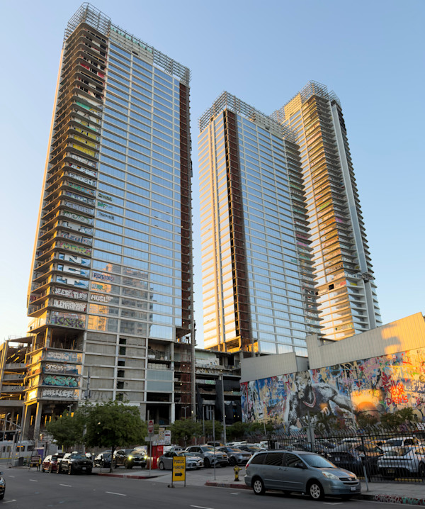 Graffiti  Towers LA 1/100 by Lee Cooper