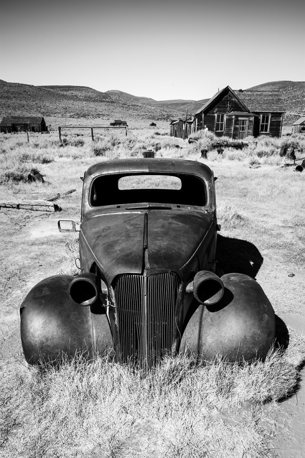 Rusted Car in Bodie by Eric Renard