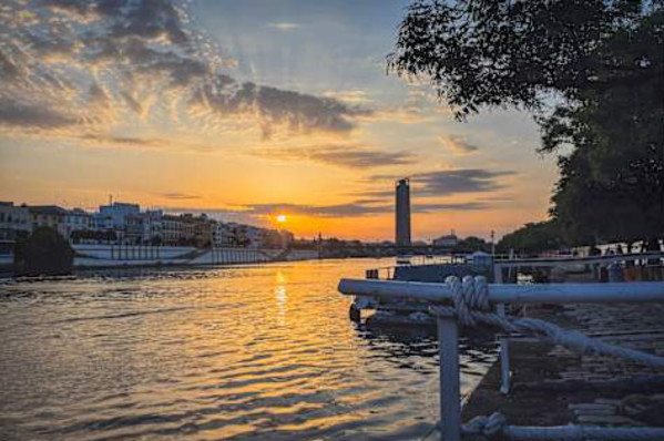 Sevilla Sunset 2015 by Lee Cooper