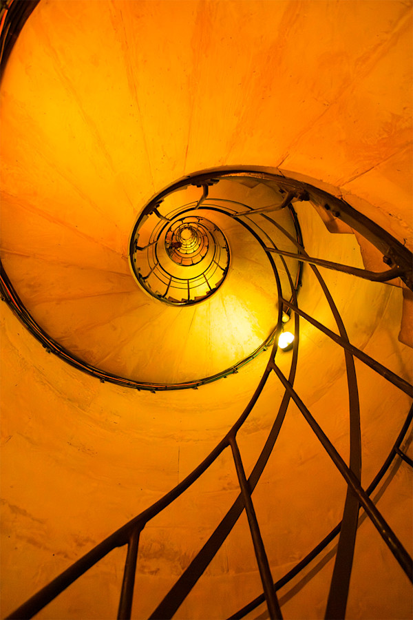 Arc de Triomphe Spiral by Eric Renard