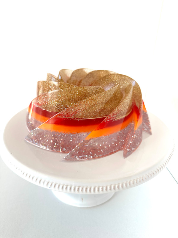 Large Bundt 6 by Shiri Phillips