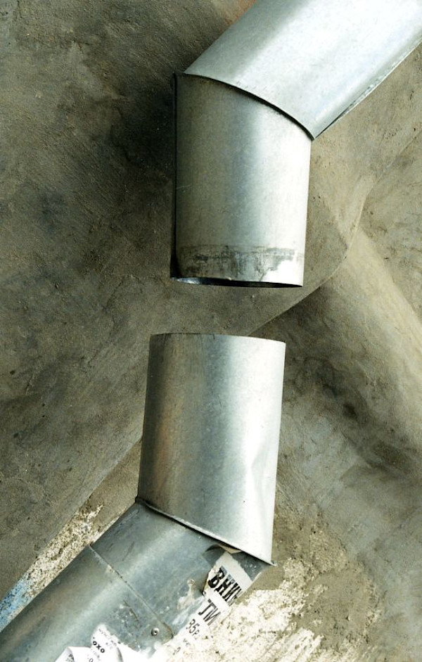 Pipe 1 by Leonid Borisov