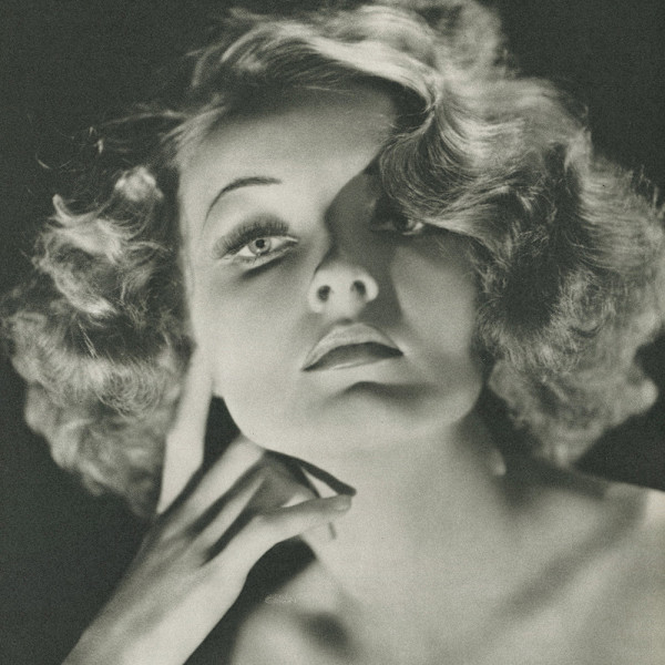 Gwili Andre 1932 by Ernest Bachrach