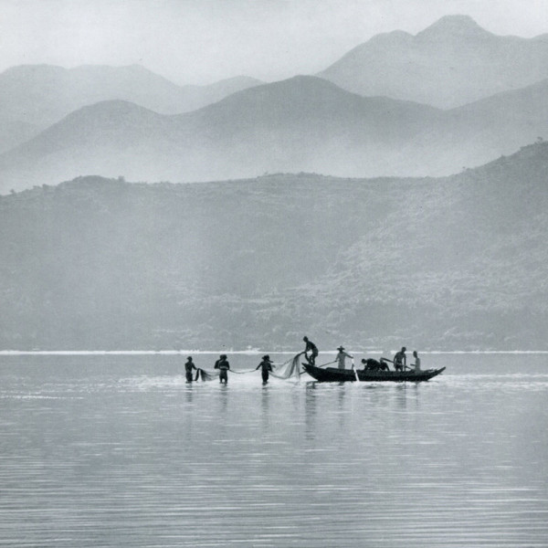 Early to Fish 1956 by Lin Hsiang Hsiu 林襄修
