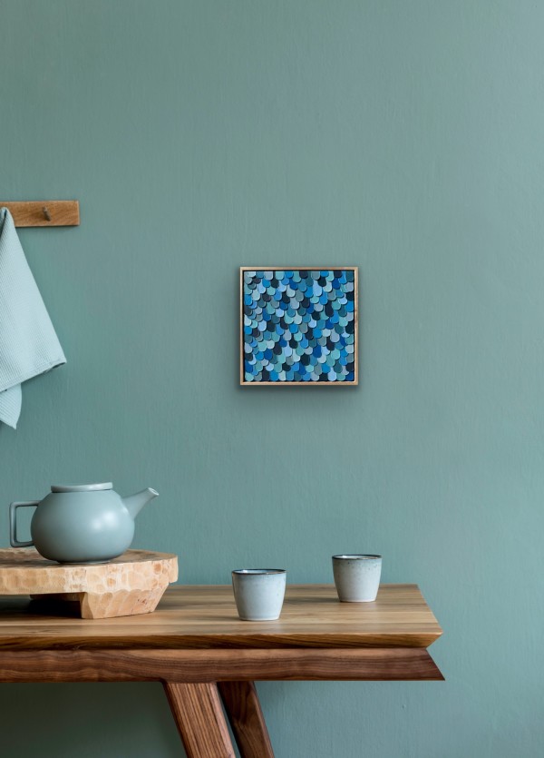 Drops. 23074 by Kerry Leigh