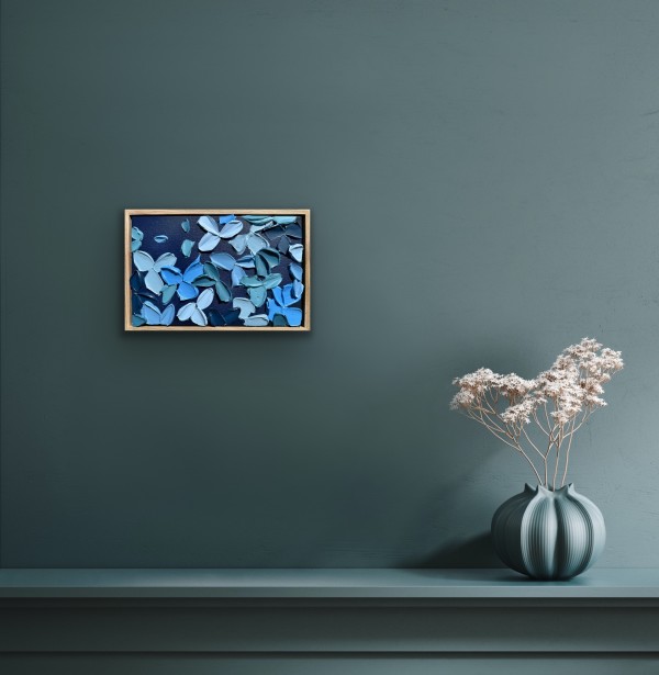 Flowers. 24002 by Kerry Leigh