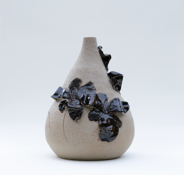 wild pigment vase: limonite by emma estelle chambers