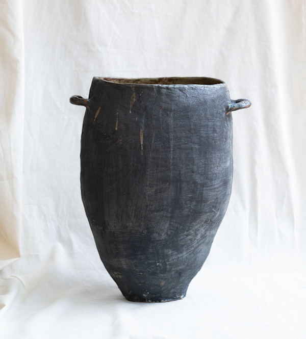 Wild Pigment Planter 25.05.51 by emma estelle chambers