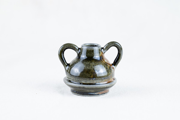 Wild Pigment Vessel 2026.09.19 by emma estelle chambers, Image 1.