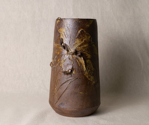 wild pigment vase by emma estelle chambers