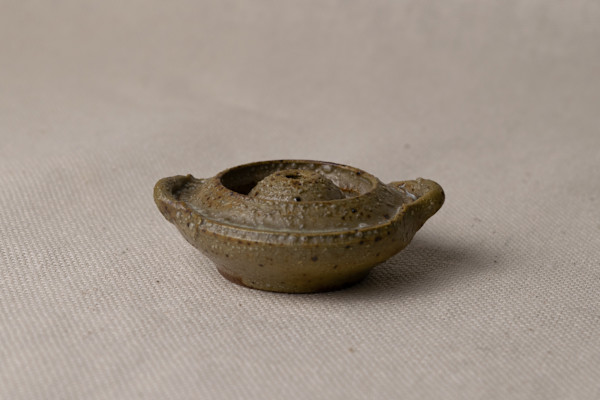 wild pigment vessel by emma estelle chambers
