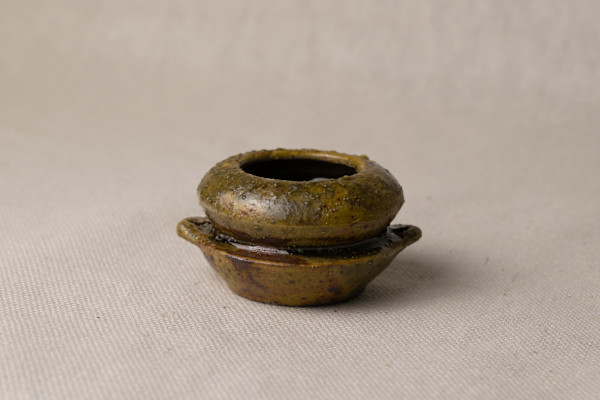 wild pigment vessel by emma estelle chambers
