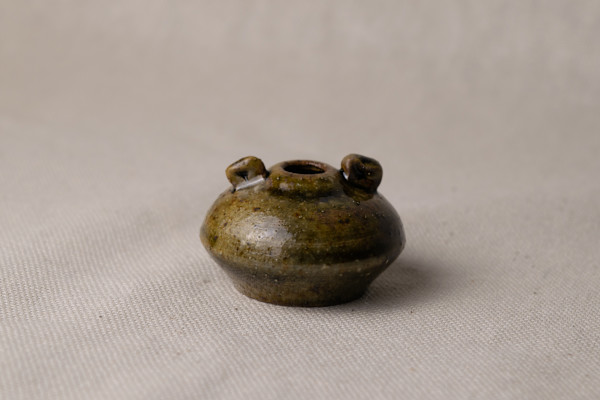 wild pigment vessel by emma estelle chambers
