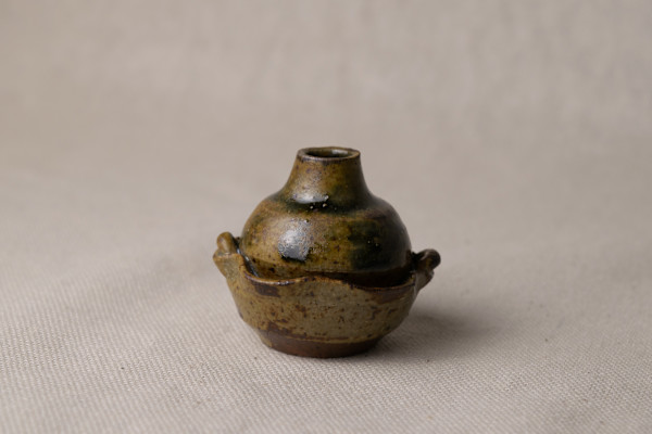 wild pigment vessel by emma estelle chambers