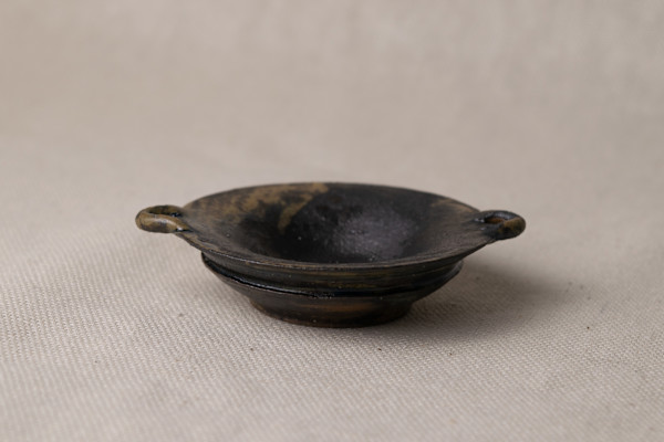 wild pigment vessel by emma estelle chambers