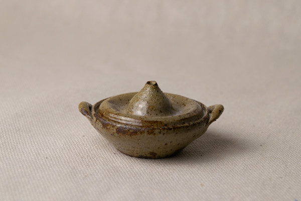 wild pigment vessel by emma estelle chambers