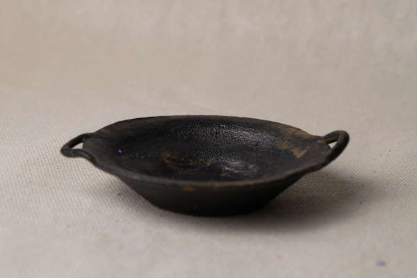 wild pigment vessel by emma estelle chambers