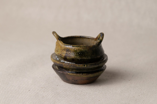 wild pigment vessel by emma estelle chambers