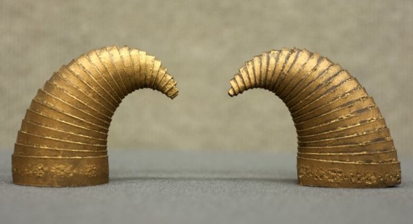 Two Horns (91) by Alfred Leslie